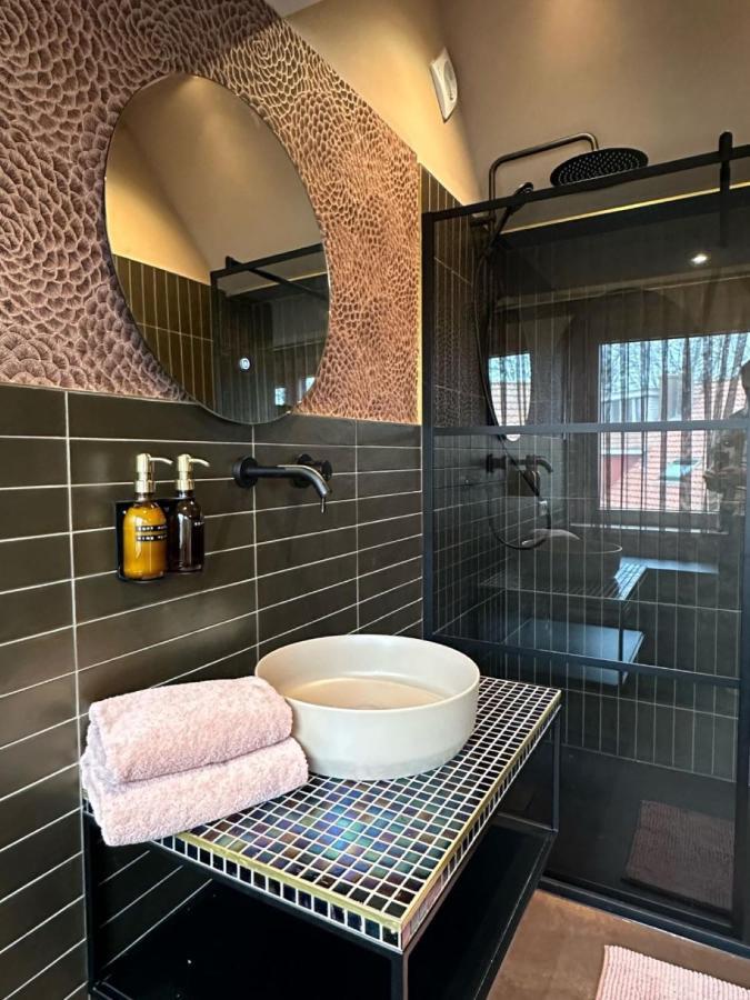 דירות מדמבליק Bed Bij Bistro מראה חיצוני תמונה